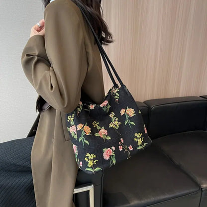 Vintage Flower Magnetic Buckle Shoulder Bag - GimmeWarehouse