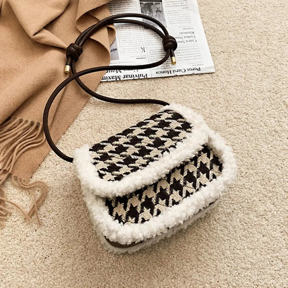 Autumn and Winter Lamb Plush Bag Women Cute Sweet Beauty Bag Small Versatile Shoulder Bag Fashion Crossbody Bag Gimme that