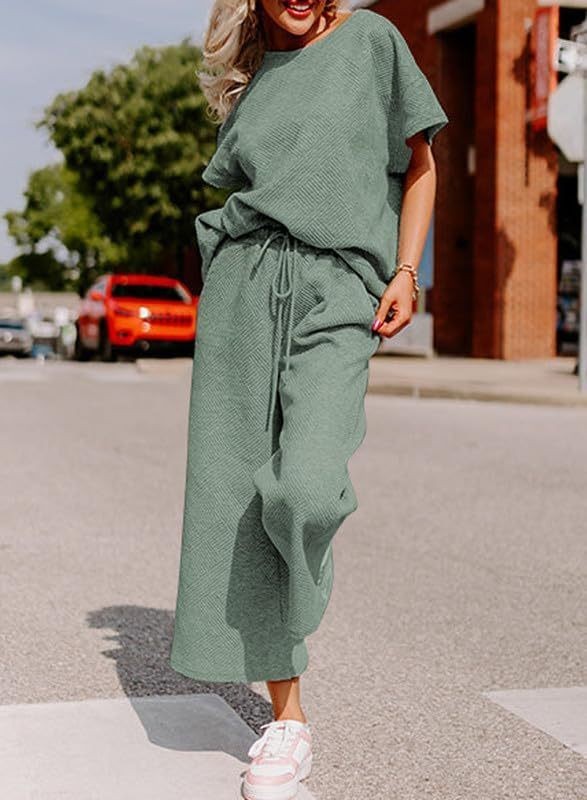 Solid Color Texture Casual Fashion Women's Wear Short-sleeved Trousers Two-piece Set Gimme That