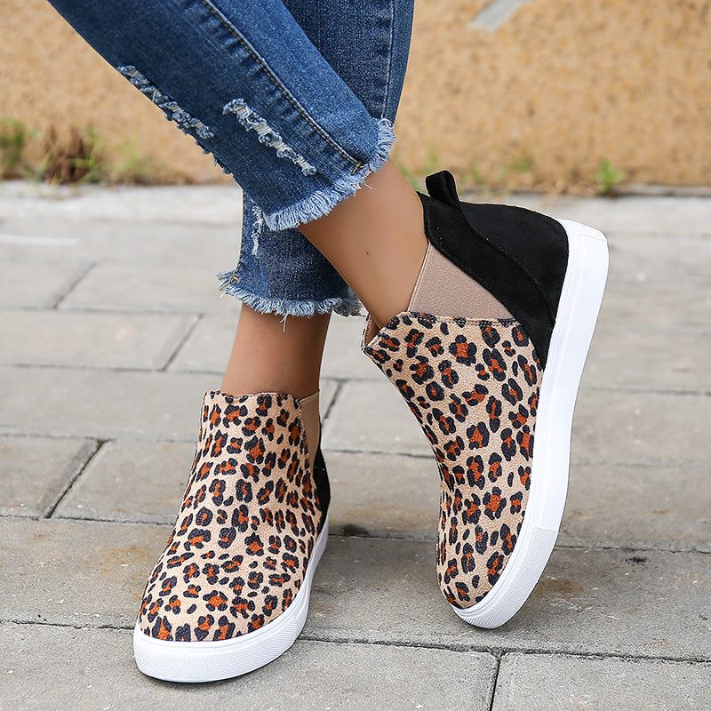 Leopard Print Flats Women V Cutout Elastic Band Shoes - GimmeWarehouse