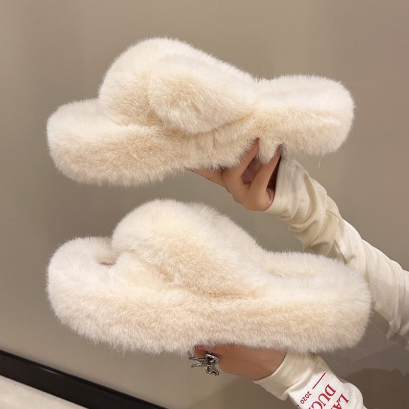 Winter Warm Fashion Slipper Women Modern Slides Outside Design Fluffy Slippers Indoor Soft Plush Shoes Women Warm Slippers Gimme that